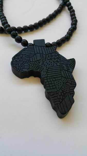 Hand Carved Wood African Themed Necklace - Lil Dusty Online Auctions - All  Estate Services, LLC